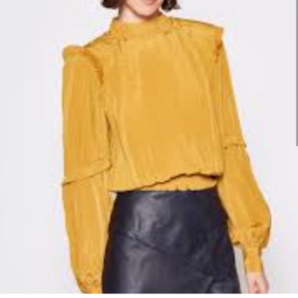 Like new Joie yellowish gold top. Worn once - Picture 7 of 8